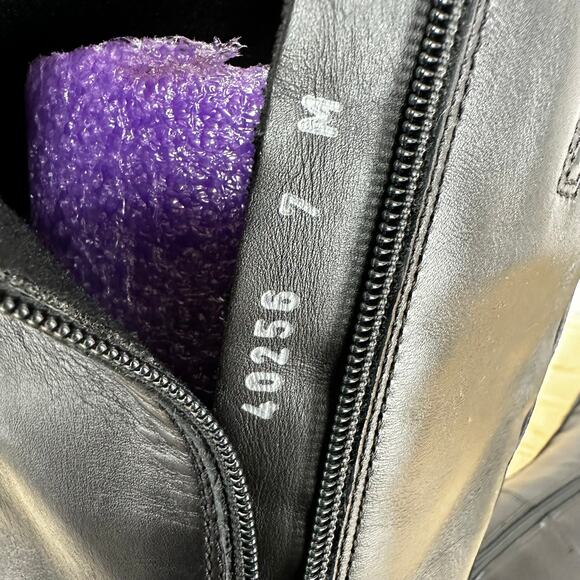 La Canadienne NWOB Sasha Waterproof Knee High Leather Riding Boots Black Size 7 - Picture 6 of 9